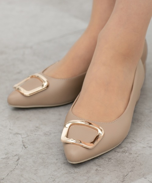 Honeys（ハニーズ）の「モチーフ付ポインテッドパンプス（パンプス・レディース・ブラック/ライトベージュ/ブラック系その他/モカ/ライトカーキ・22.5/23.0/23.5/24.0/24.5）」の3枚目の写真