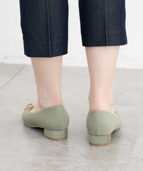 Honeys（ハニーズ）の「モチーフ付ポインテッドパンプス（パンプス・レディース・ブラック/ライトベージュ/ブラック系その他/モカ/ライトカーキ・22.5/23.0/23.5/24.0/24.5）」の11枚目の写真