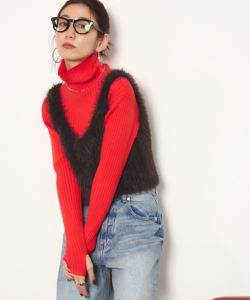 Auntie Rosa Holiday(アンティローザホリデー)の「クロップドシャギーニットベスト(ベスト・レディース・オフホワイト/ブラウン・FREE)」の17枚目の写真