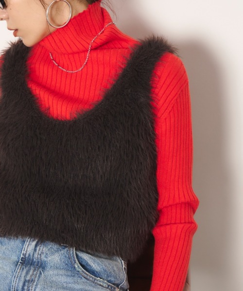 Auntie Rosa Holiday(アンティローザホリデー)の「クロップドシャギーニットベスト(ベスト・レディース・オフホワイト/ブラウン・FREE)」の6枚目の写真