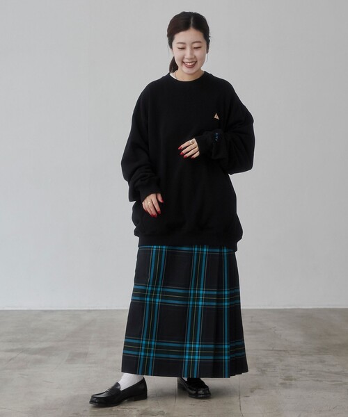 KELTY（ケルティ）の「KELTY（ケルティ）別注裏毛クルーネックスウェット（WEB限定カラー）（スウェット・メンズ・ホワイト/ライトグレー/ブラック/ダークブラウン/グレー/ワインレッド・L/M）」の15枚目の写真