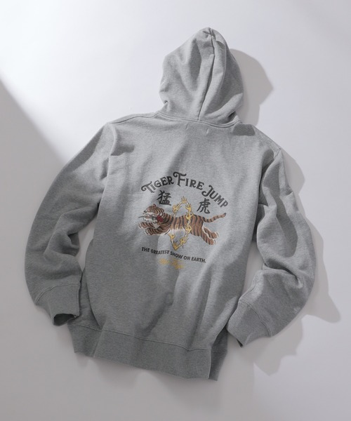 B.C STOCK(ベーセーストック)の「【ZOZO限定】タイガーフーディーパーカー(パーカー・メンズ・ブラック/グレー・M/L/XL)」の5枚目の写真