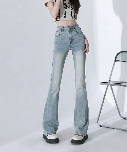 aimoha（アイモハ）の「【Aimoha】ウォッシュドヴィンテージジーンズ（デニムパンツ・レディース・ライトブルー/インディゴブルー/ブルー・SMALL/LARGE/MEDIUM）」の3枚目の写真