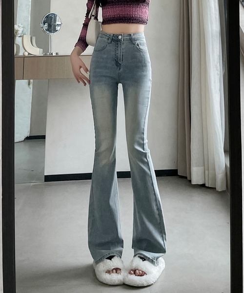 aimoha（アイモハ）の「【Aimoha】ウォッシュドヴィンテージジーンズ（デニムパンツ・レディース・ライトブルー/インディゴブルー/ブルー・SMALL/LARGE/MEDIUM）」の10枚目の写真