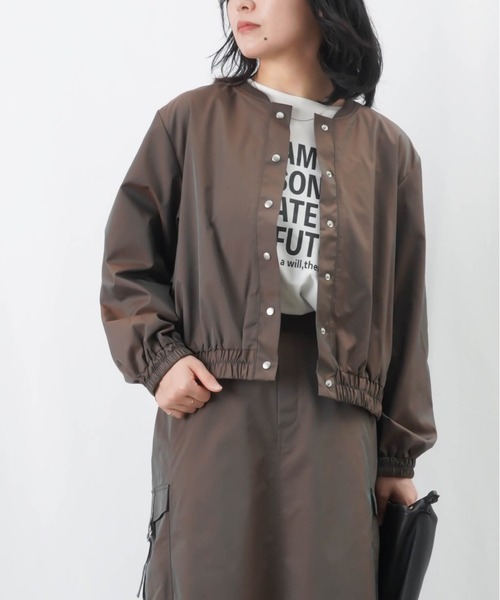 LUCA/LADY LUCK LUCA（ルカ/レディラックルカ）の「LC/LLL 玉虫シャンブレーギャザーブルゾン / バックフレアショートブルゾン【セットアップ着用可】（ブルゾン・レディース・ブラック/ブラウン・FREE）」の2枚目の写真