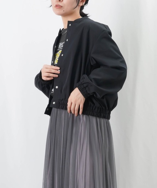 LUCA/LADY LUCK LUCA（ルカ/レディラックルカ）の「LC/LLL 玉虫シャンブレーギャザーブルゾン / バックフレアショートブルゾン【セットアップ着用可】（ブルゾン・レディース・ブラック/ブラウン・FREE）」の4枚目の写真