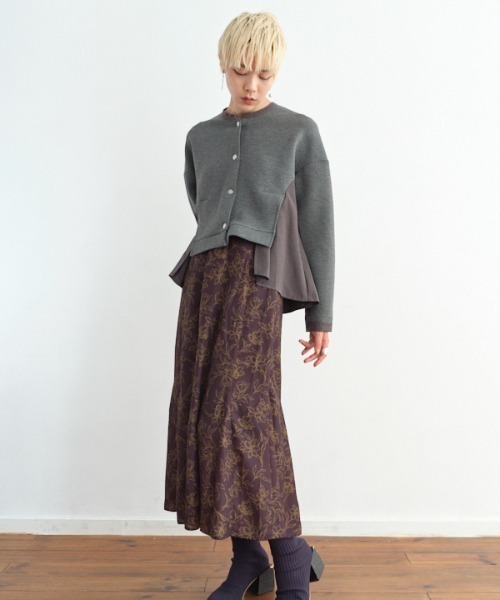 Muel Chic(ミュエルシック)の「Boissy cardigan ボイシーカーディガン(カーディガン/ボレロ・レディース・ブラック/キャメル/グレー・FREE)」の11枚目の写真