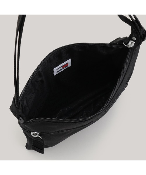 tommy jeans（トミー ジーンズ）の「エッセンシャルデイリーサコッシュ（ショルダーバッグ・メンズ・ブラック・FREE）」の5枚目の写真