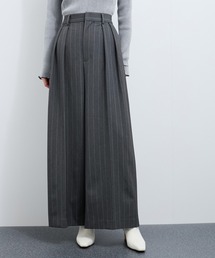 タックワイドパンツ