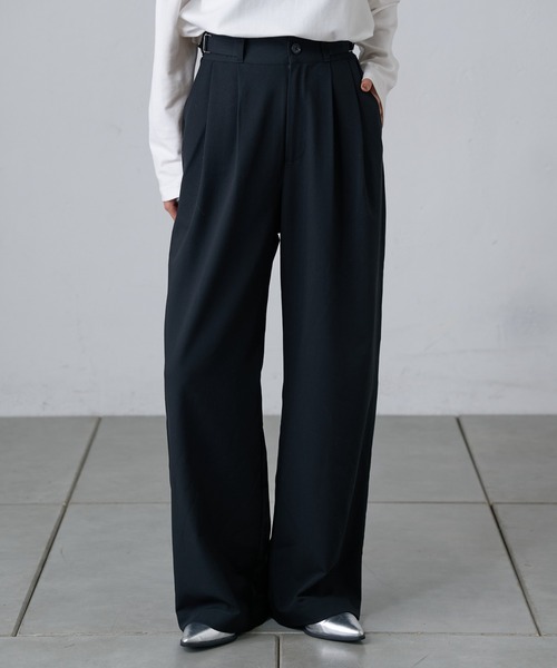 COLONY 2139(コロニートゥーワンスリーナイン)の「-3kg見え!グルカパンツ(その他パンツ・レディース・ブラック/カーキ/グレー・SMALL/MEDIUM)」の1枚目の写真