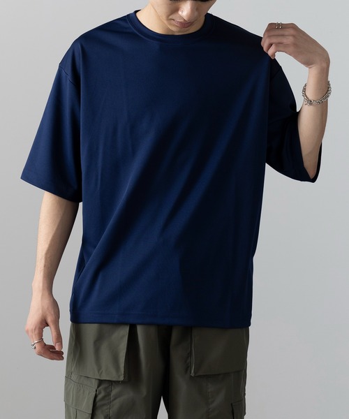 wundou(ウンドウ)の「吸汗速乾!ベタつかない快適な着心地が◎【wundou】ストリートTシャツ P321(Tシャツ/カットソー・メンズ・ブラック/ネイビー/ホワイト・S/M/L)」の10枚目の写真