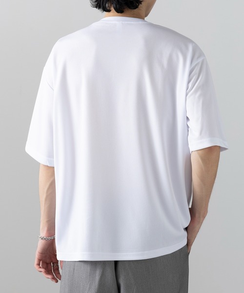 wundou(ウンドウ)の「吸汗速乾!ベタつかない快適な着心地が◎【wundou】ストリートTシャツ P321(Tシャツ/カットソー・メンズ・ブラック/ネイビー/ホワイト・S/M/L)」の20枚目の写真