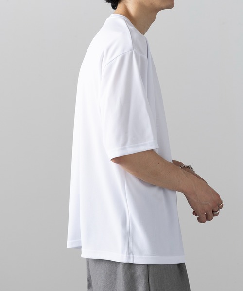 wundou(ウンドウ)の「吸汗速乾!ベタつかない快適な着心地が◎【wundou】ストリートTシャツ P321(Tシャツ/カットソー・メンズ・ブラック/ネイビー/ホワイト・S/M/L)」の19枚目の写真