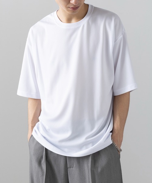 wundou(ウンドウ)の「吸汗速乾!ベタつかない快適な着心地が◎【wundou】ストリートTシャツ P321(Tシャツ/カットソー・メンズ・ブラック/ネイビー/ホワイト・S/M/L)」の17枚目の写真