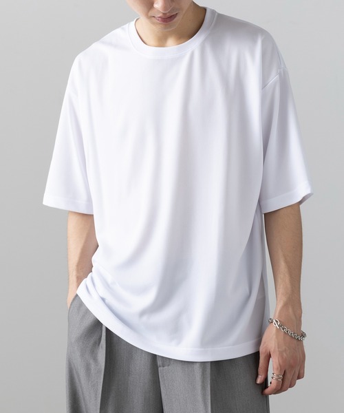wundou(ウンドウ)の「吸汗速乾!ベタつかない快適な着心地が◎【wundou】ストリートTシャツ P321(Tシャツ/カットソー・メンズ・ブラック/ネイビー/ホワイト・S/M/L)」の16枚目の写真