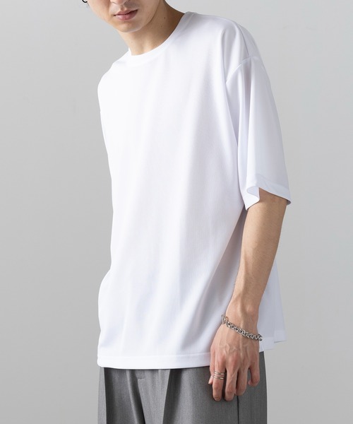 wundou(ウンドウ)の「吸汗速乾!ベタつかない快適な着心地が◎【wundou】ストリートTシャツ P321(Tシャツ/カットソー・メンズ・ブラック/ネイビー/ホワイト・S/M/L)」の18枚目の写真