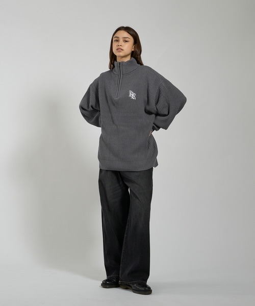 セール】LOGO VOLUME HALF ZIP KNIT/ロゴボリュームハーフジップニット