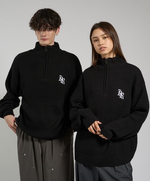 kutir(クティール)の「LOGO VOLUME HALF ZIP KNIT/ロゴボリュームハーフジップニット(ニット/セーター・レディース・ブラック/グレー/ブラウン・LARGE/MEDIUM)」の4枚目の写真