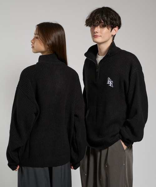 kutir(クティール)の「LOGO VOLUME HALF ZIP KNIT/ロゴボリュームハーフジップニット(ニット/セーター・レディース・ブラック/グレー/ブラウン・LARGE/MEDIUM)」の6枚目の写真