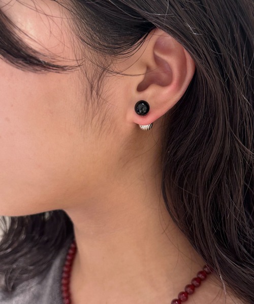 whoseA(フーシー)の「【silver925】DisguiseOneearPierce8mm/ ディスガイズ片耳ピアス8mm(ピアス(片耳用)・レディース・ブラック/レッド・FREE)」の5枚目の写真