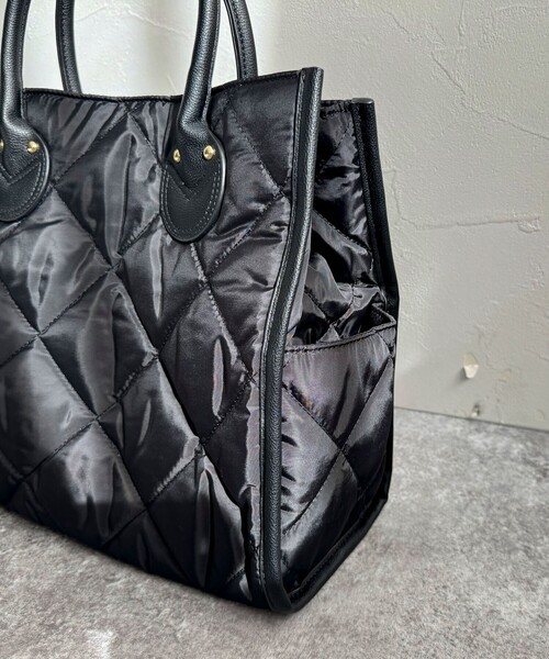 fredy emue（フレディエミュ）の「キルティングスクエアトートバッグ（トートバッグ・レディース・ブラック/ブラック系その他2・FREE）」の9枚目の写真