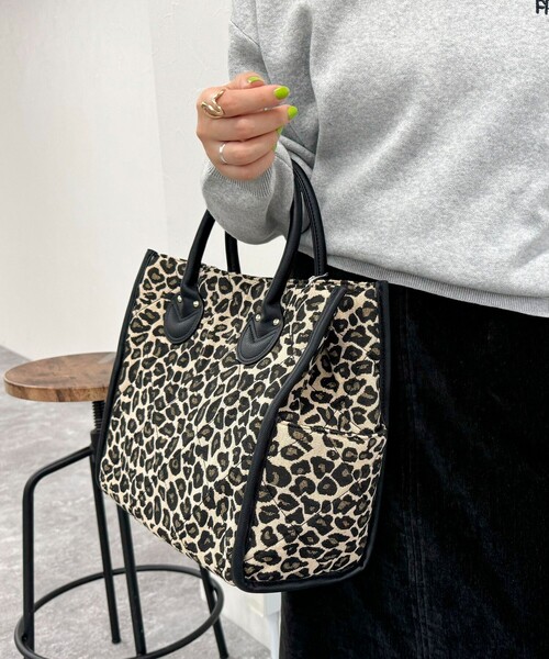 fredy emue（フレディエミュ）の「キルティングスクエアトートバッグ（トートバッグ・レディース・ブラック/ブラック系その他2・FREE）」の13枚目の写真