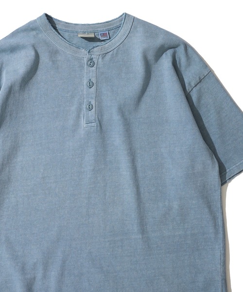 Goodwear(グッドウェア)の「【Goodwear/グッドウェア】7.6オンス USAコットン 無地 製品染めヘンリーネックTシャツ(Tシャツ/カットソー・メンズ・チャコールグレー/スモークピンク/ダークブルー・MEDIUM/LARGE/X-LARGE)」の2枚目の写真