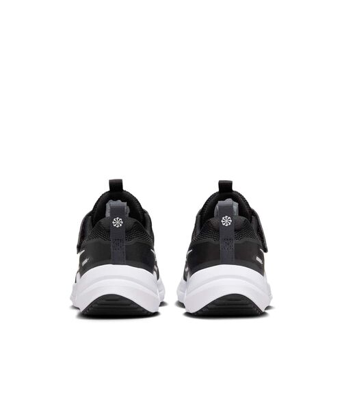 NIKE(ナイキ)の「ナイキ コズミック ランナー リトルキッズシューズ / Nike Cosmic Runner Little Kids' Shoes HM4400-003 Black(スニーカー・キッズ・ブラック・16.5/17/17.5/18/18.5/19/19.5/20/20.5/21/21.5/22)」の6枚目の写真