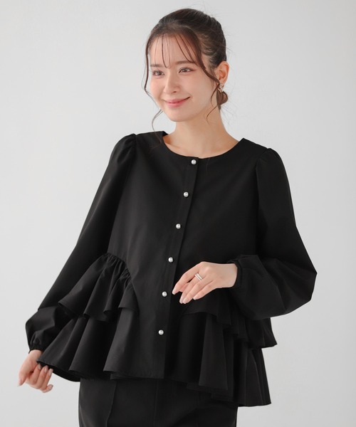 Fit more(フィットモア)の「パールボタンペプラムフリルブラウス(シャツ/ブラウス・レディース・ピンク/ブラック/ホワイト・FREE)」の3枚目の写真