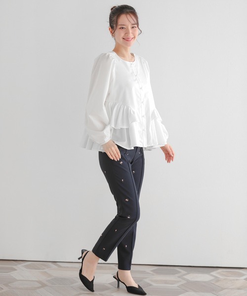 Fit more(フィットモア)の「パールボタンペプラムフリルブラウス(シャツ/ブラウス・レディース・ピンク/ブラック/ホワイト・FREE)」の7枚目の写真
