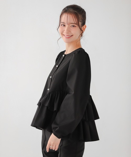 Fit more(フィットモア)の「パールボタンペプラムフリルブラウス(シャツ/ブラウス・レディース・ピンク/ブラック/ホワイト・FREE)」の11枚目の写真