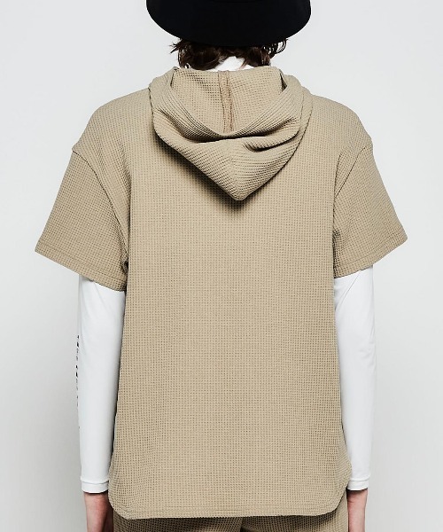 Picone CLUB(ピッコーネクラブ)の「ワッフルプルパーカー(パーカー・レディース・ベージュ/ネイビー/ホワイト・S/M/L)」の8枚目の写真