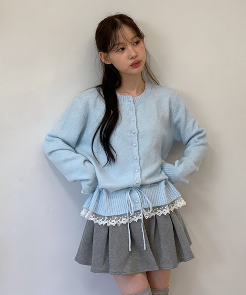 by muni:r（バイ ムニール）の「[NEWカラー追加！][お気に入り登録数17,000突破！]パールレースストリングニットカーディガン（ニット/セーター・レディース・アイボリー/グレー/ブラック/スカイブルー・FREE）」の4枚目の写真