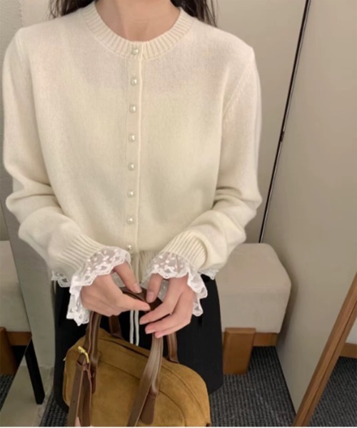 by muni:r（バイ ムニール）の「[NEWカラー追加！][お気に入り登録数17,000突破！]パールレースストリングニットカーディガン（ニット/セーター・レディース・アイボリー/グレー/ブラック/スカイブルー・FREE）」の6枚目の写真