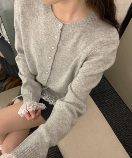by muni:r（バイ ムニール）の「[NEWカラー追加！][お気に入り登録数17,000突破！]パールレースストリングニットカーディガン（ニット/セーター・レディース・アイボリー/グレー/ブラック/スカイブルー・FREE）」の10枚目の写真