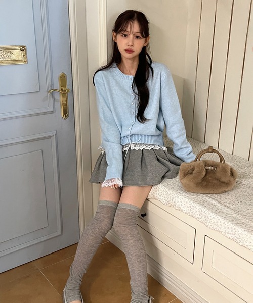 by muni:r（バイ ムニール）の「[NEWカラー追加！][お気に入り登録数17,000突破！]パールレースストリングニットカーディガン（ニット/セーター・レディース・アイボリー/グレー/ブラック/スカイブルー・FREE）」の15枚目の写真