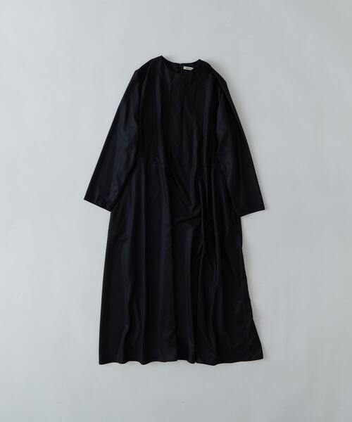 conges payes ADIEU TRISTESSE(コンジェ ペイエ アデュートリステス)の「フロントピンタックワンピース(ワンピース・レディース・ブラック・L/M)」の2枚目の写真