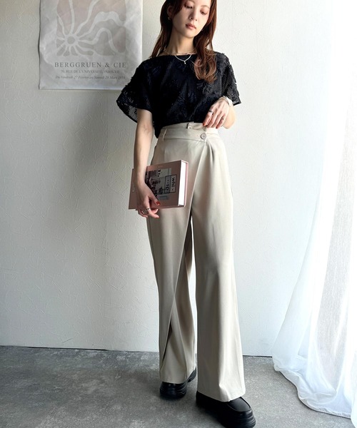 classicalelf(クラシカルエルフ)の「大人のおしゃれ度ワンランクアップ。チュールフラワーコード刺繍半袖Tシャツ(Tシャツ/カットソー・レディース・チャコール/ホワイト/ブラック・LARGE/MEDIUM/SMALL/X-LARGE)」の16枚目の写真