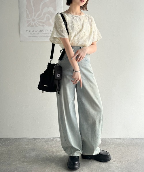 classicalelf(クラシカルエルフ)の「大人のおしゃれ度ワンランクアップ。チュールフラワーコード刺繍半袖Tシャツ(Tシャツ/カットソー・レディース・チャコール/ホワイト/ブラック・LARGE/MEDIUM/SMALL/X-LARGE)」の6枚目の写真