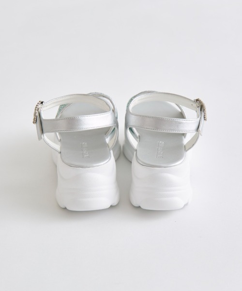 OLIVE des OLIVE（オリーブデオリーブ）の「グリッターサンダル（サンダル・レディース・ホワイト系その他/ミント/ブラック系その他・SMALL/MEDIUM/LARGE）」の5枚目の写真