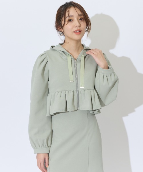 AND COUTURE（アンドクチュール）の「ペプラムパーカーセットアップ（セットアップ・レディース・ブラック/カーキ/オフホワイト・FREE）」の6枚目の写真