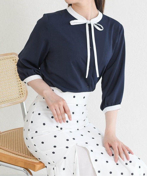 MISCH MASCH(ミッシュマッシュ)の「ZOZO限定 配色リボンブラウス(シャツ/ブラウス・レディース・ホワイト/ライトグリーン/ネイビー・フリ-)」の21枚目の写真