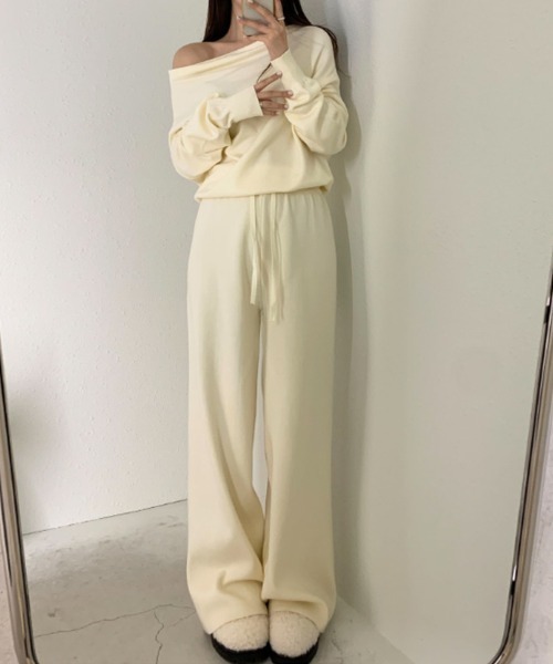 COCOMOMO(ココモモ)の「オフショルダーセットアップ セットアップ オフショルダーニット トップス ワイドパンツ 上下セット ニットセットアップ 長袖 秋服 冬服(セットアップ・レディース・グレー/ベージュ/ブラック・FREE)」の19枚目の写真