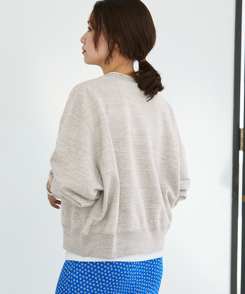 IENA(イエナ)の「《追加》BLACK オーバーサイズスウェット(スウェット・レディース・ネイビー/グレー・FREE)」の18枚目の写真