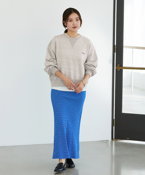 IENA(イエナ)の「《追加》BLACK オーバーサイズスウェット(スウェット・レディース・ネイビー/グレー・FREE)」の11枚目の写真