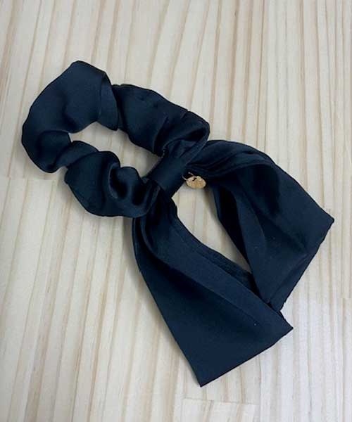 LUGG NAGG(ラグナグ)の「【LUGG NAGG】BIGリボンシュシュ(シュシュ・レディース・ブラウン/アイボリー/ブラック/ブラック系1/ベージュ系1/アイボリー系1・FREE)」の16枚目の写真