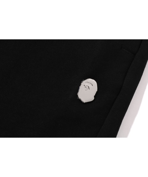A BATHING APE(アベイシングエイプ)の「ONE POINT RELAXED FIT SWEAT SHORTS(スウェットパンツ・メンズ・ブラック/グレー/ベージュ・X-LARGE/XX-LARGE/LARGE/SMALL/MEDIUM)」の7枚目の写真