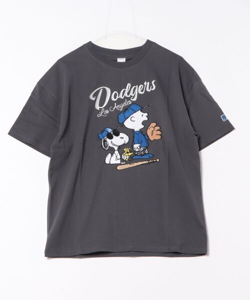 MLB(メジャーリーグベースボール)の「【PEANUTS×MLB】オリジナルデザイン Tシャツ ヤンキース ドジャース カブス(Tシャツ/カットソー・メンズ・ホワイト系その他/ホワイト系その他3/パープル系その他/ベージュ系その他/ブラック系その他3/ホワイト系その他2/ブルー系その他2/ホワイト系その他5/ブルー系その他4/ホワイト系その他4/パープル系その他5/ベージュ系その他6/ブラック系その他6/ホワイト系1/ブラック系その他7/ブルー系/ベージュ系その他7/ブラック系1/ベージュ系・MEDIUM/X-LARGE/LARGE)」の9枚目の写真