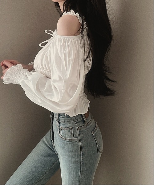 gossip！ロサンゼルス（ゴシップロサンゼルス）の「Y2K フリルリボンギャザーオフショルブラウス（Tシャツ/カットソー・レディース・ピンク/ホワイト/ブラック・FREE）」の6枚目の写真