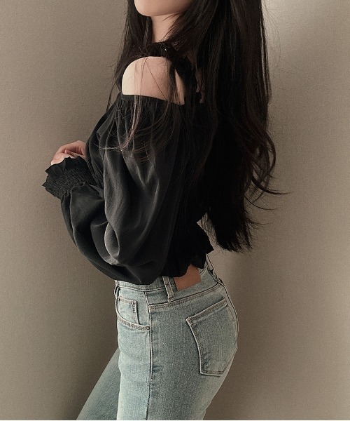 gossip！ロサンゼルス（ゴシップロサンゼルス）の「Y2K フリルリボンギャザーオフショルブラウス（Tシャツ/カットソー・レディース・ピンク/ホワイト/ブラック・FREE）」の7枚目の写真